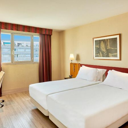 Nh Ciutat De Reus Hotel Luaran gambar