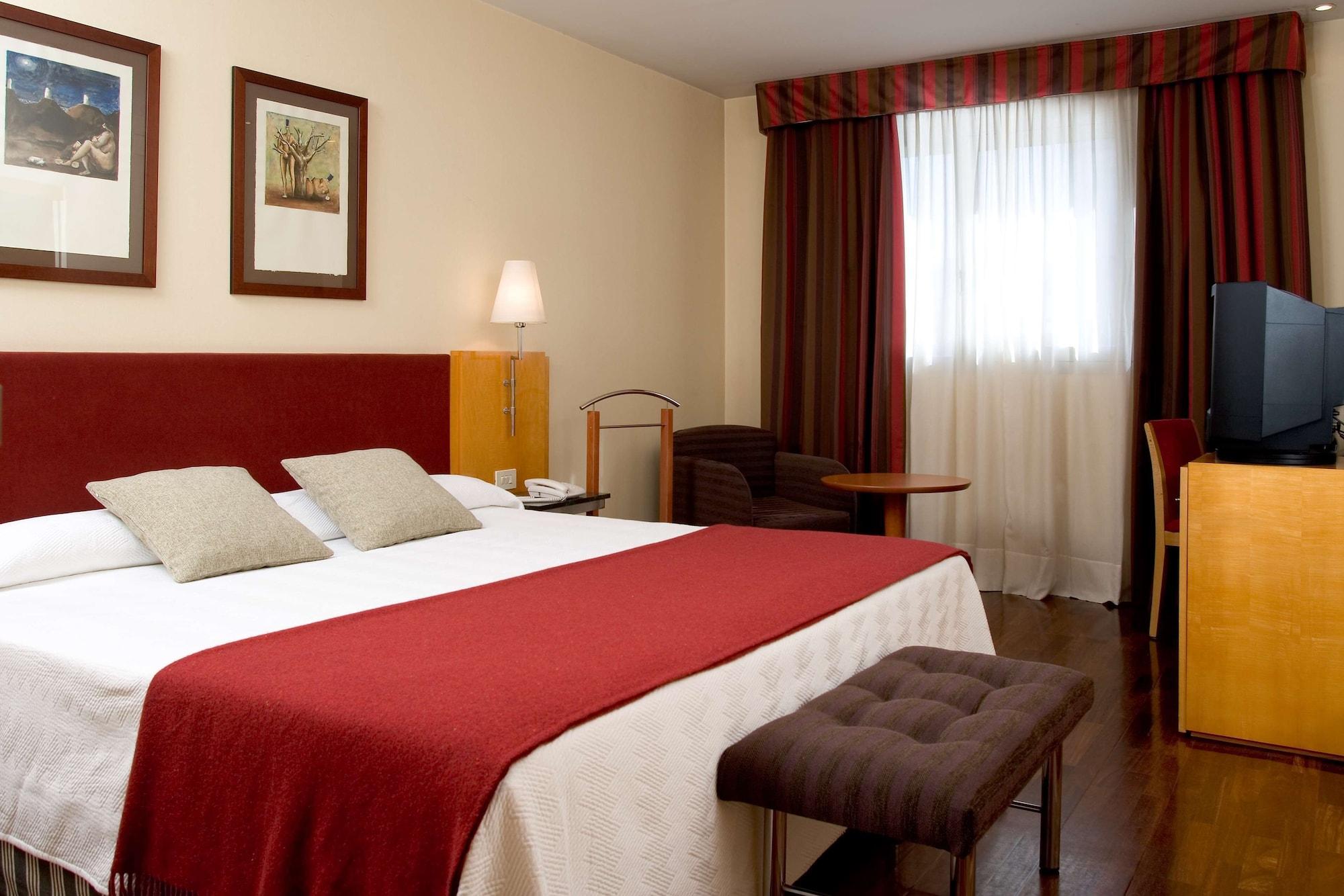 Nh Ciutat De Reus Hotel Luaran gambar