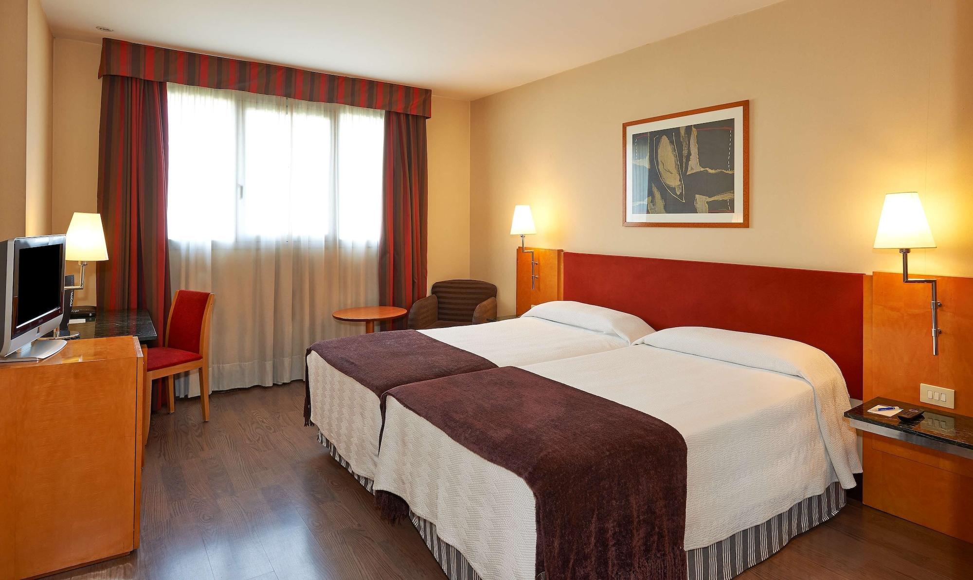 Nh Ciutat De Reus Hotel Luaran gambar