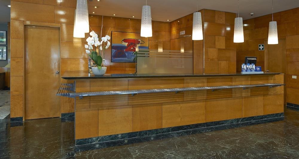 Nh Ciutat De Reus Hotel Luaran gambar