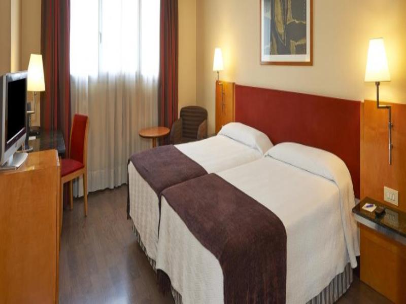 Nh Ciutat De Reus Hotel Luaran gambar
