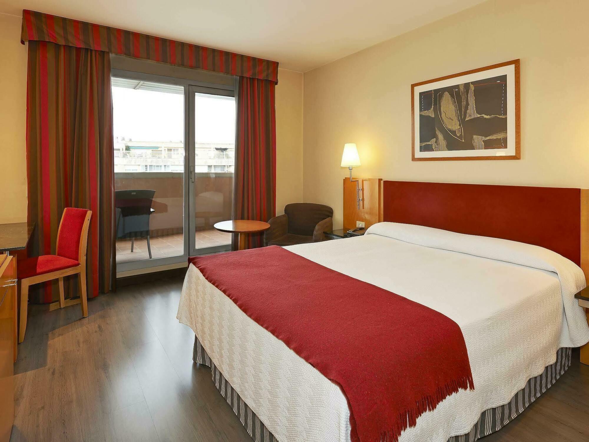 Nh Ciutat De Reus Hotel Luaran gambar